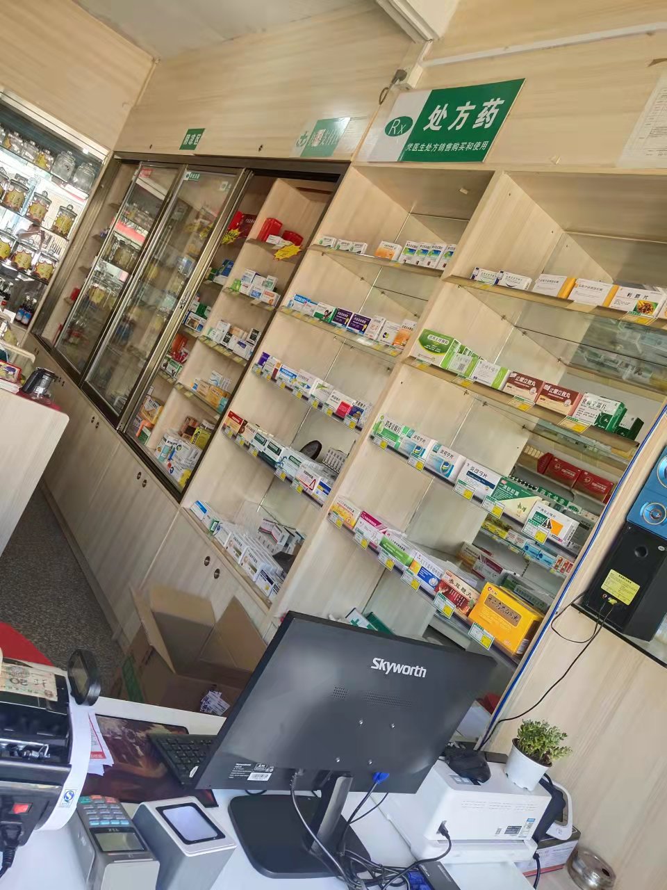 溫州26臺(tái)江淮易燃?xì)怏w氣瓶車(chē)底盤(pán)已到廠(chǎng)，等待裝車(chē)交付