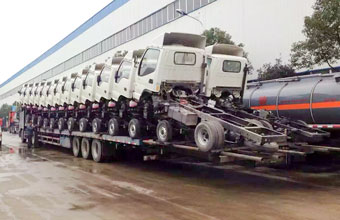 溫州26臺(tái)江淮易燃?xì)怏w氣瓶車(chē)底盤(pán)已到廠(chǎng)，等待裝車(chē)交付